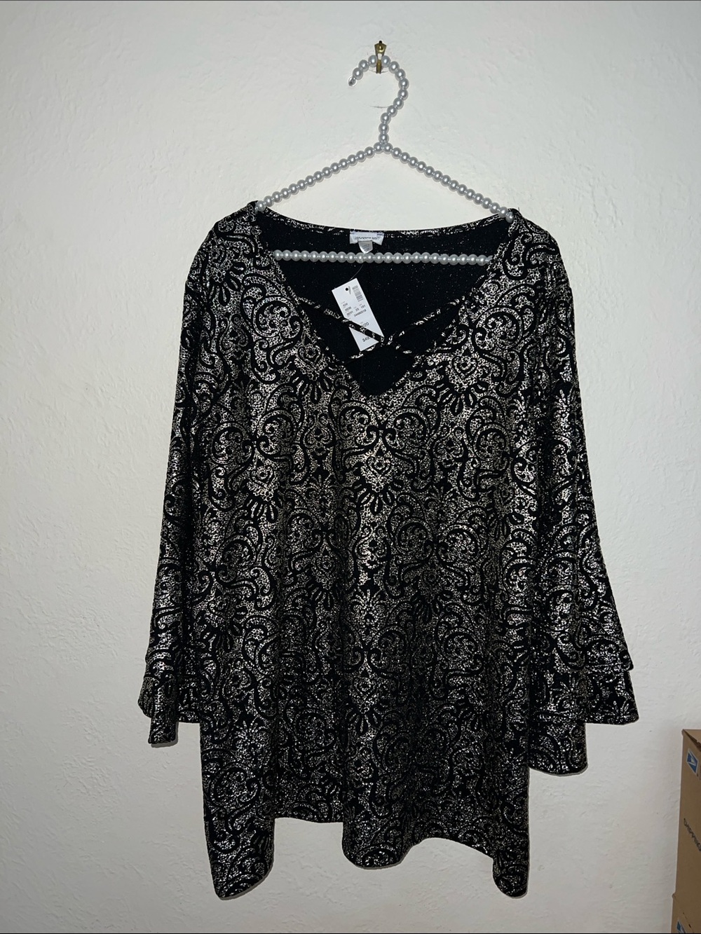 Avenue 18 20 top nwt dressy holiday ?